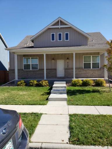 Main picture of 312 SE 4th St