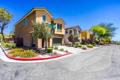 Main picture of 8266 Arden Landing Pl