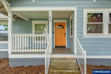 Main picture of 162 Ecols St N