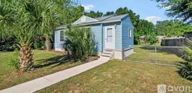 Main picture of 14 Marine Dr