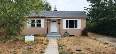 Main picture of 1722 S Owyhee St