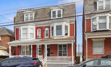 Main picture of 611 S Pershing Ave