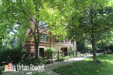 Main picture of 4527 N Wolcott Ave