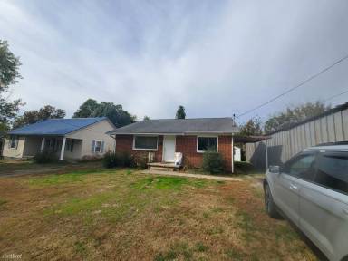 Main picture of 325 High St