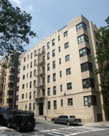 Main picture of 159 E 159th St