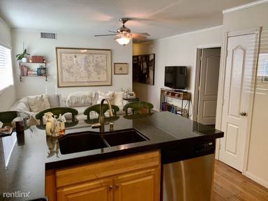 Main picture of 5526 Franklin Ave