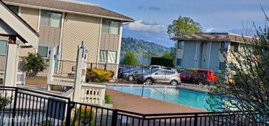 Main picture of 17408 NE 45th St