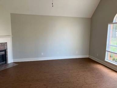 Main picture of 1450 Gun Club Rd