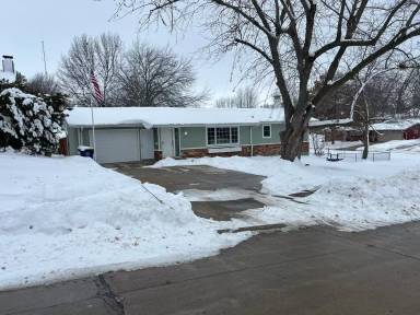 Main picture of 315 Prairie St