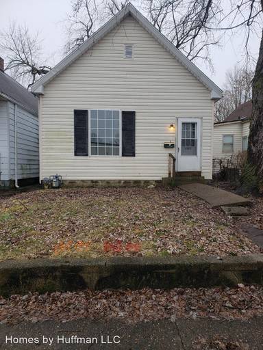 Main picture of 1335 E Franklin St