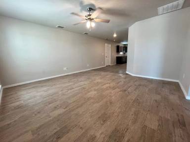 Main picture of 1614 134th St