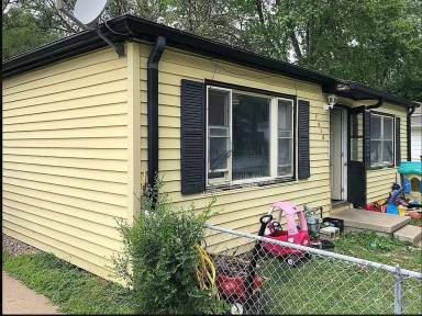 Main picture of 7418 S 41st St