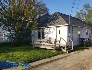 Main picture of 165 Denhardt Ave