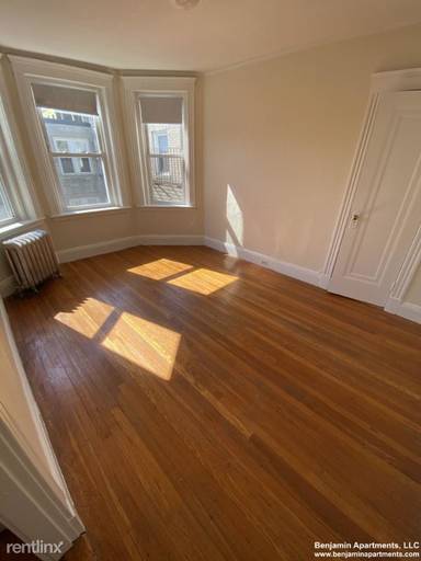 Main picture of 1185 Boylston St