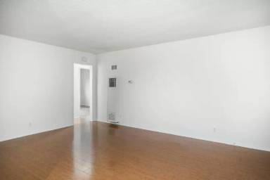 Main picture of 11511 Ohio Ave