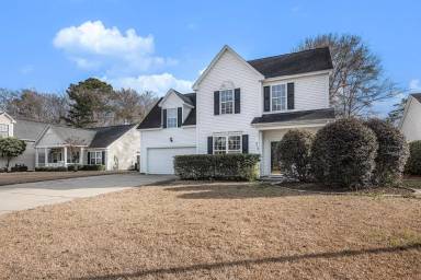 Main picture of 219 Ashford Cir