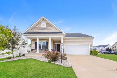 Main picture of 3401 Carol Marie Ln