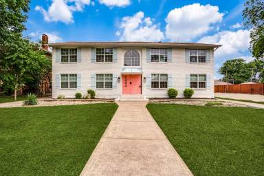 Main picture of 5444 Gaston Ave
