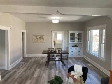 Main picture of 607 N Washington Ave