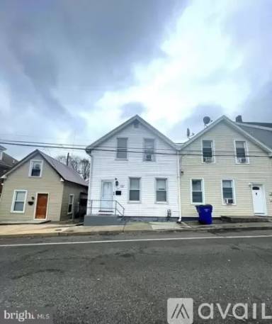 Main picture of 132 High St