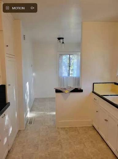 Main picture of 14 E Valerio St