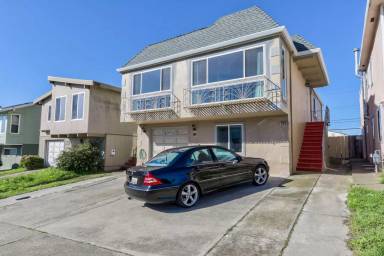 Main picture of 228 Saint Catherine Dr