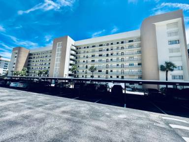 Main picture of Merritt Towers