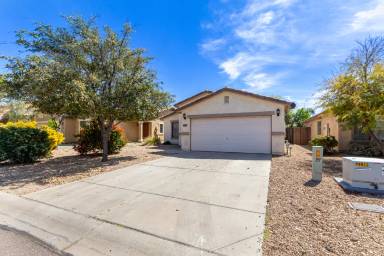 Main picture of 1615 E Maddison Cir