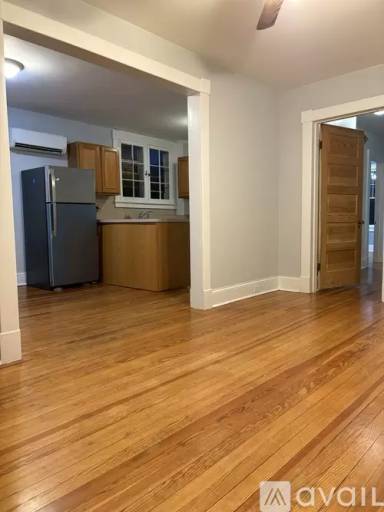 Main picture of 104 Maple Ave