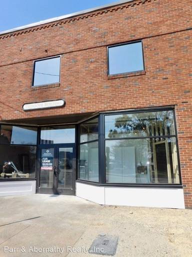 Main picture of 106 N Main St