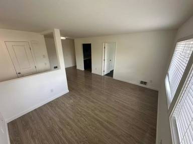 Main picture of 9050 15th Ave NW