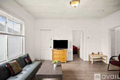 Main picture of 17 Garfield Ave