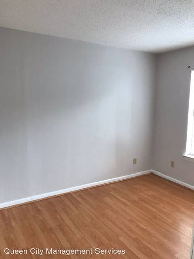 Main picture of 9519A University Terrace Dr