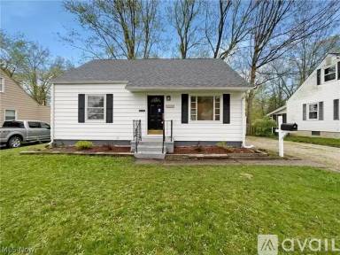 Main picture of 647 Woodside Dr