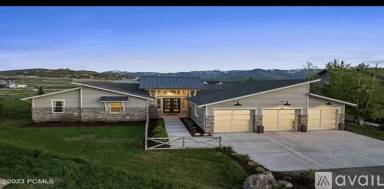 Main picture of 397 Valley Dr