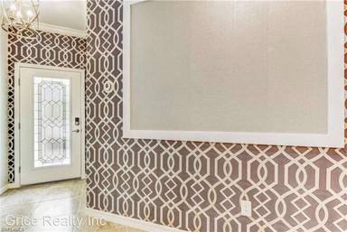 Main picture of 9176 Glenforest Dr