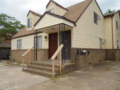 Main picture of 326 Ashlawn Dr