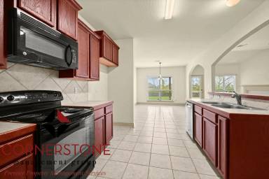 Main picture of 5176 Wildwood Dr