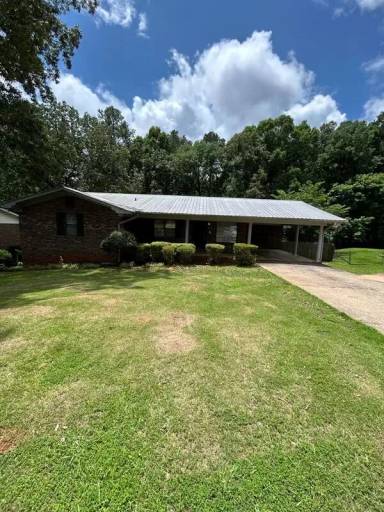 Main picture of 117 Lewis Dr