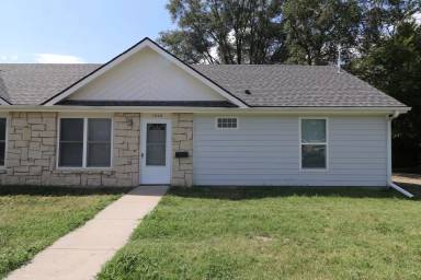 Main picture of 1308 N Jefferson St