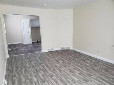 Main picture of 2062 Grasmere Ave