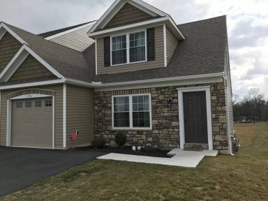 Main picture of 176 Randolph Dr