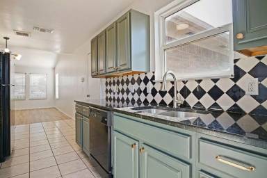 Main picture of 18717 Piedra Dr