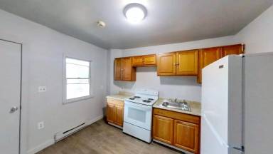Main picture of 24 Tremont Ave