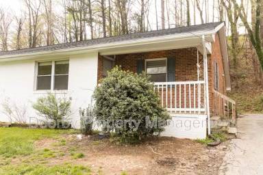 Main picture of 3704 Fountain Ave