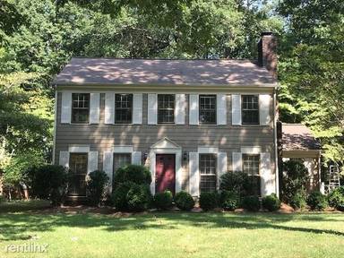Main picture of 343 Silversmith Ln