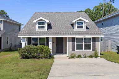 Main picture of 6263 Cardinal Cove Ln