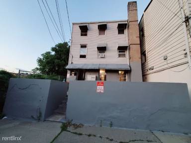 Main picture of 67 Jersey St