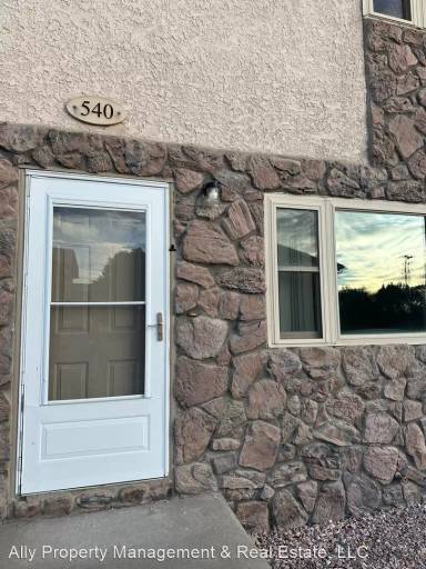 Main picture of 540 W 42nd St