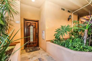 Main picture of 4110 La Crescenta Ave